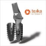 Trụ Implant Tekka là trụ răng nhân tạo được sản xuất bởi Global D, một Tập đoàn đến từ Pháp. Đây là một trong những loại trụ có chất lượng hàng đầu tại Pháp, được rất nhiều khách hàng yêu thích tại Châu Âu. Cho đến nay, loại trụ này đã được phân phối trên khắp thế giới.