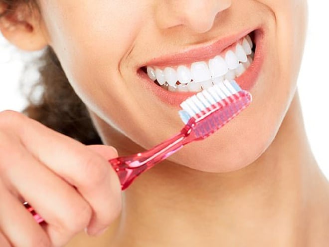 Những sai lầm thường gặp khi không lấy cao răng đúng cách
