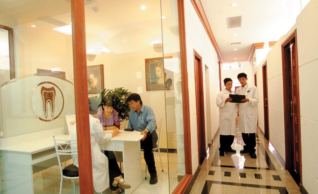 Nha Khoa Minh Khai – Nhổ răng khôn không đau, đảm bảo an toàn
